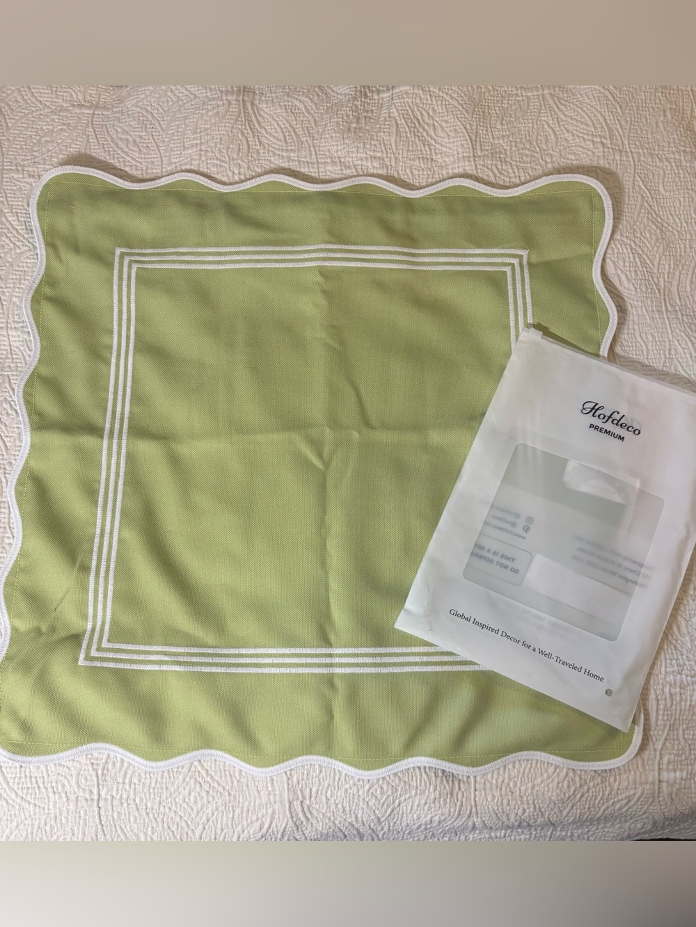 Green Scalloped Accent Pillow Cover